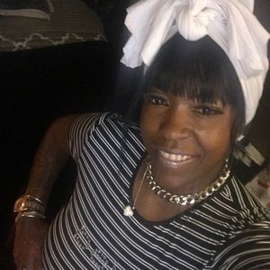 Meet your Posher, Tisha